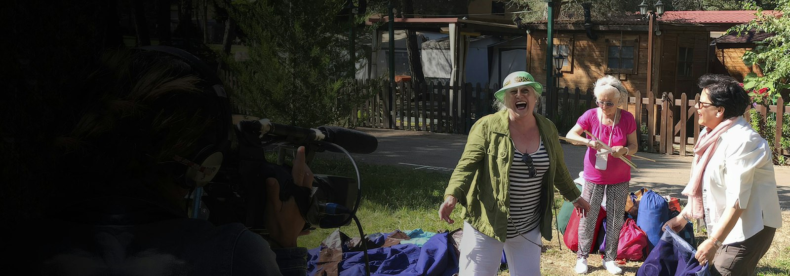 NOS VAMOS DE CAMPING