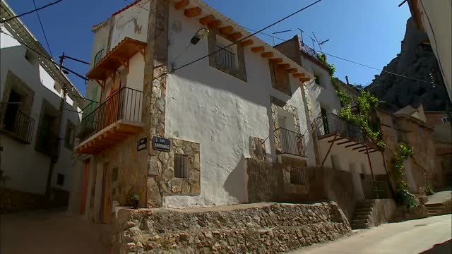 Embid de Ariza y Castelnou